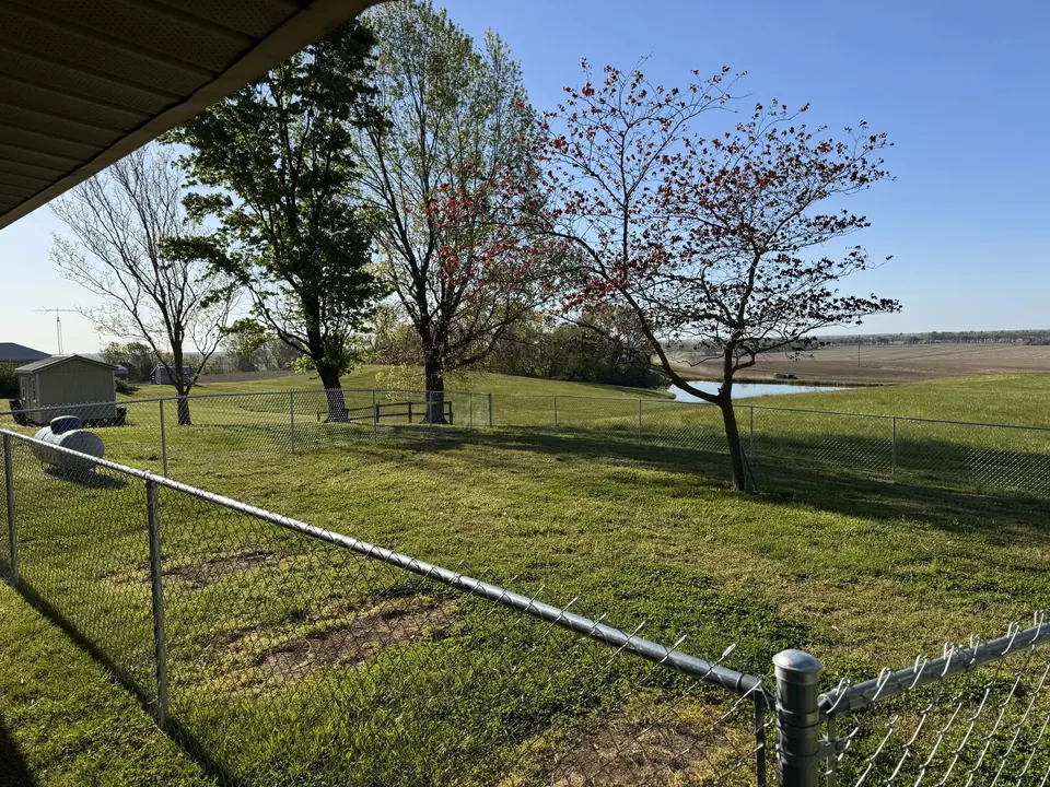 Chain-link fence installed by Rocky Top Fencing